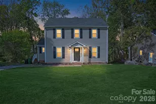 2354 Castlecomer Dr, Charlotte, NC 28262 - Photo 2