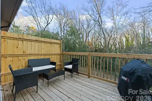 1935 St Mark St, Charlotte, NC 28216 - Photo 2