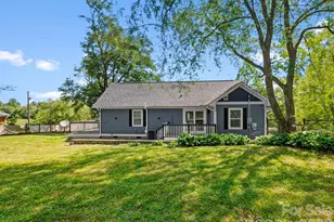 3333 Chimney Rock Rd, Hendersonville, NC 28792 - Photo 2