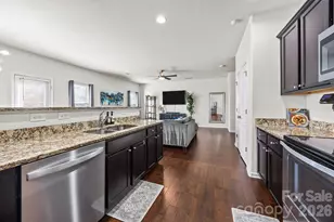 2730 Riley Woods Ln, Charlotte, NC 28269 - Photo 12