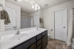 2730 Riley Woods Ln, Charlotte, NC 28269 - Photo 26