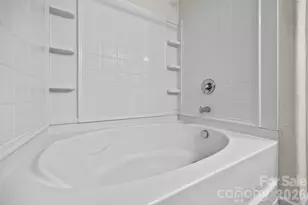 2730 Riley Woods Ln, Charlotte, NC 28269 - Photo 28