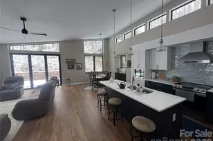 95 W Round Top Rd, Bryson City, NC 28713 - Photo 22