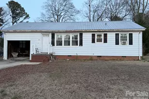 902 N 11th St, Albemarle, NC 28001 - Photo 1