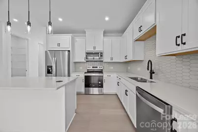 4332 Honeywalk Lane, Charlotte, NC 28278 - Photo 8