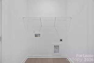 4332 Honeywalk Ln, Charlotte, NC 28278 - Photo 20