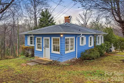 44 Forest Avenue, Granite Falls, NC 28630 - Photo 2