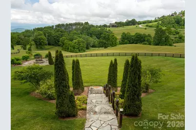 #178 Dancing Bear Drive, Hendersonville, NC 28792 - Photo 20