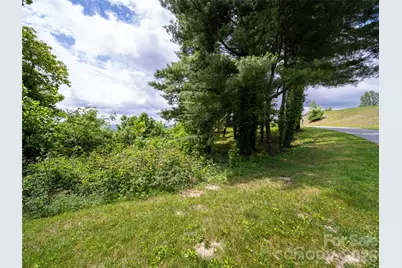 #178 Dancing Bear Drive, Hendersonville, NC 28792 - Photo 14