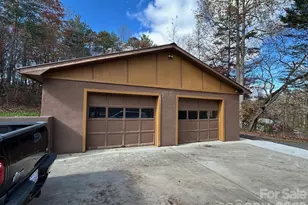 719 Teague Town Rd, Taylorsville, NC 28681 - Photo 36