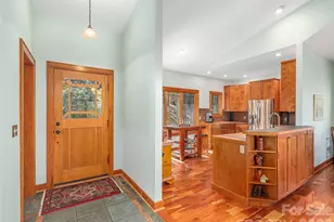 68 Crestwood Rd, Asheville, NC 28804 - Photo 4