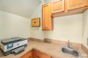 68 Crestwood Rd, Asheville, NC 28804 - Photo 32