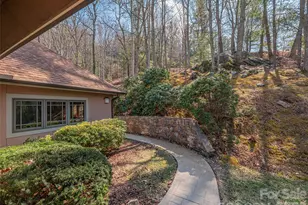 68 Crestwood Rd, Asheville, NC 28804 - Photo 2
