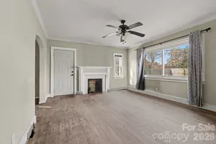 6504 Pence Rd, Charlotte, NC 28215 - Photo 14