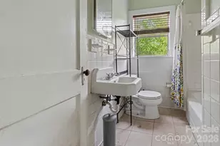 6504 Pence Rd, Charlotte, NC 28215 - Photo 20