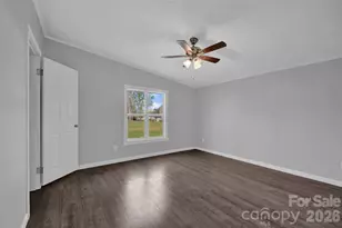 5708 Harwell Rd, Catawba, NC 28609 - Photo 10