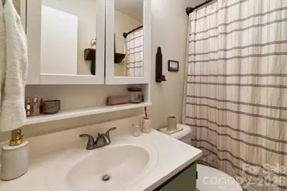 951 Hollywood Street #C, Charlotte, NC 28211 - Photo 16