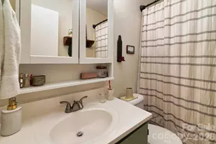 951 Hollywood St, Charlotte, NC 28211 - Photo 16