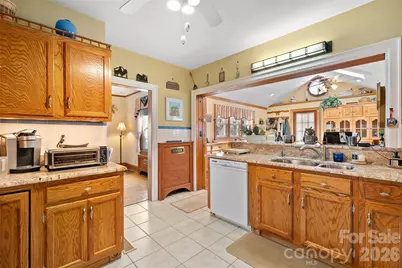 2113 S Lakeshore Drive, Lake Junaluska, NC 28745 - Photo 14