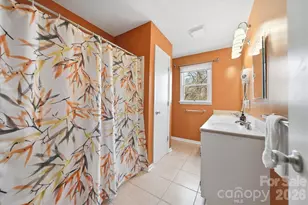 550 32nd Ave Dr NW, Hickory, NC 28601 - Photo 28