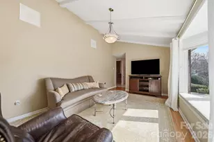 550 32nd Ave Dr NW, Hickory, NC 28601 - Photo 6