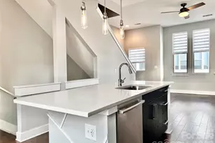 356 Helix Wy, Charlotte, NC 28203 - Photo 8