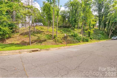 99999 Hazzard Street #18, Asheville, NC 28801 - Photo 2