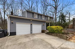 5716 Cassio Ct, Charlotte, NC 28227 - Photo 2