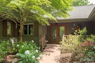 204 Greenleaf Dr, Flat Rock, NC 28731 - Photo 6