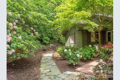 204 Greenleaf Drive, Flat Rock, NC 28731 - Photo 2