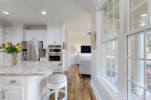 11724 Easthampton Cir, Charlotte, NC 28277 - Photo 10