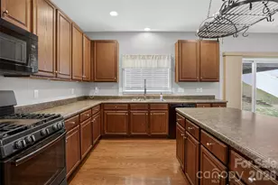 112 Colville Rd, Mooresville, NC 28117 - Photo 6