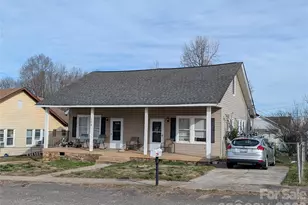 106 E Spencer Ave, Gastonia, NC 28054 - Photo 1