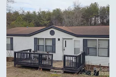 2596 1st Avenue NW, Catawba, NC 28609 - Photo 1