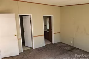 2596 1st Ave NW, Catawba, NC 28609 - Photo 4