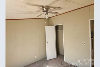 2596 1st Avenue NW, Catawba, NC 28609 - Photo 6