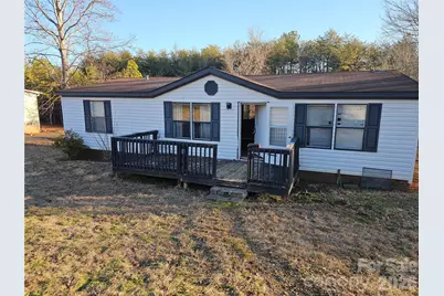 2596 1st Avenue NW, Catawba, NC 28609 - Photo 2