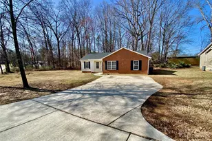 712 Newsome Rd, Salisbury, NC 28146 - Photo 1