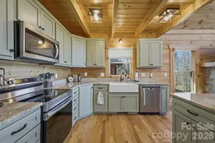 338 Lakeview Trl, Nebo, NC 28761 - Photo 16