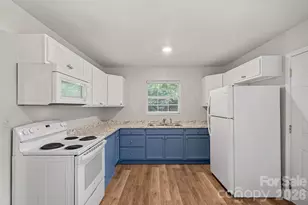 2623 & 2625 Shamrock Dr, Charlotte, NC 28205 - Photo 10