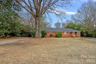 2623 & 2625 Shamrock Dr, Charlotte, NC 28205 - Photo 2