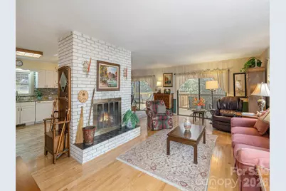 227 Sky Lake Drive, Hendersonville, NC 28739 - Photo 6