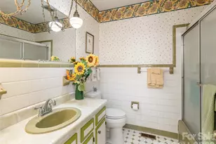 227 Sky Lake Dr, Hendersonville, NC 28739 - Photo 28