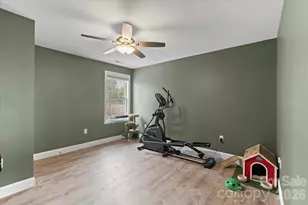 239 Northside St, Canton, NC 28716 - Photo 16