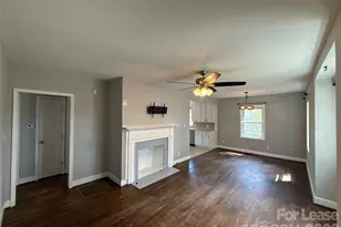 2520 Brentwood Pl, Charlotte, NC 28208 - Photo 2