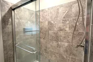 2520 Brentwood Pl, Charlotte, NC 28208 - Photo 10