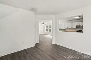 4407 Devonhill Ln, Charlotte, NC 28269 - Photo 6