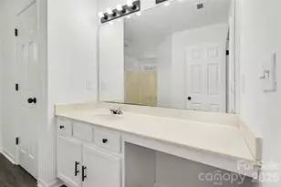 4407 Devonhill Ln, Charlotte, NC 28269 - Photo 16