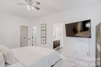 4304 Park South Station Boulevard, Charlotte, NC 28210 - Photo 14