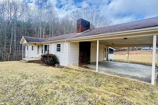 225 Davis Rd, Crumpler, NC 28617 - Photo 2